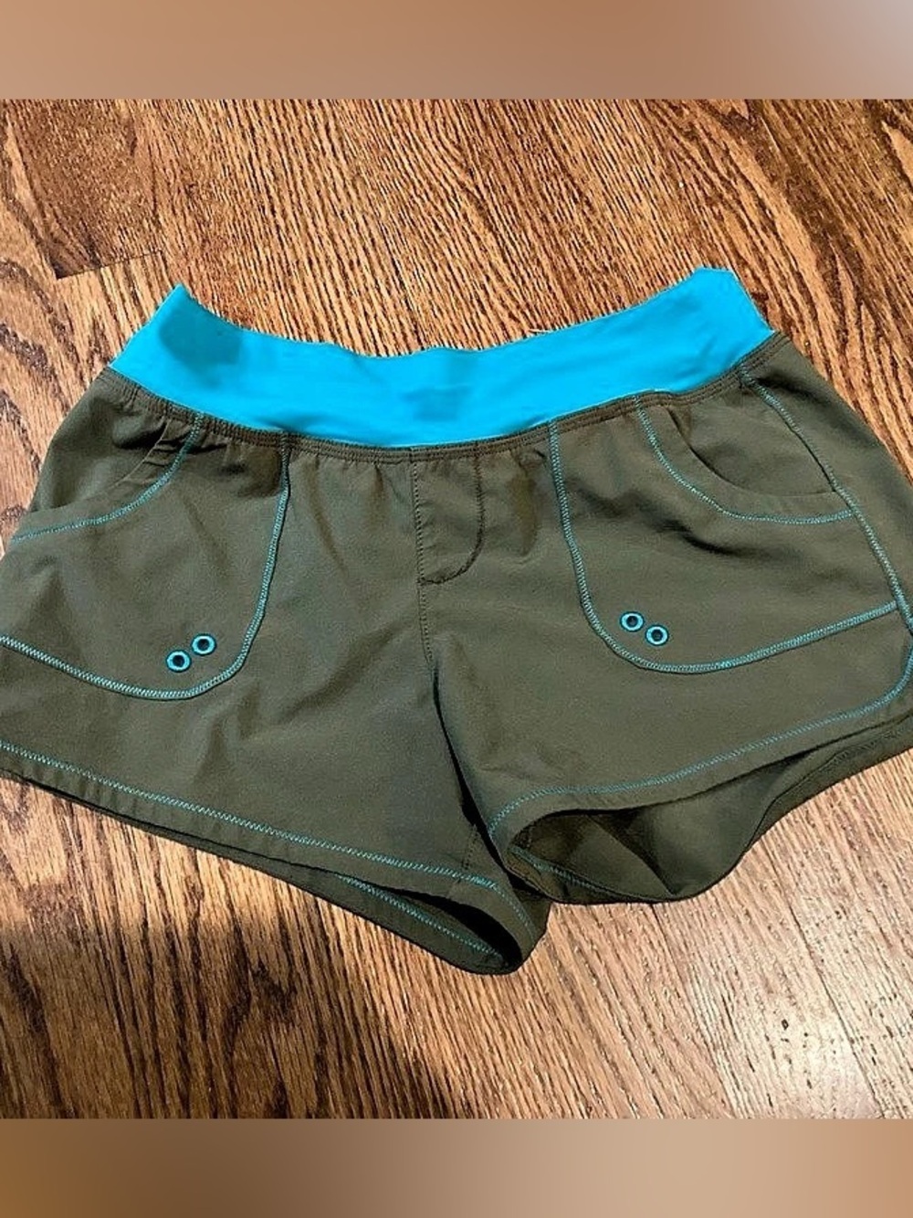 prAna Women's Board Shorts in Green & Blue Size XS